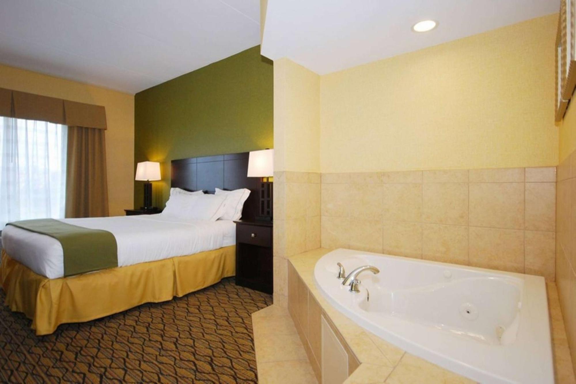 Wingate By Wyndham Kittanning Exterior foto